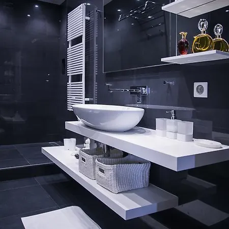 Luxury Apt. Le Marais-beaubourg Párizs